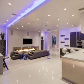 Ultra-modern-residence-with-futuristic-interior-living-room-and-kitchen-5-533x356